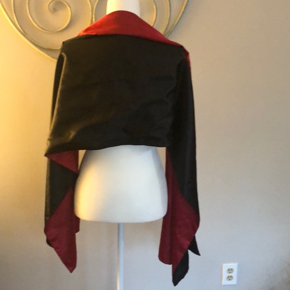 Shawl - Picture 2 of 2